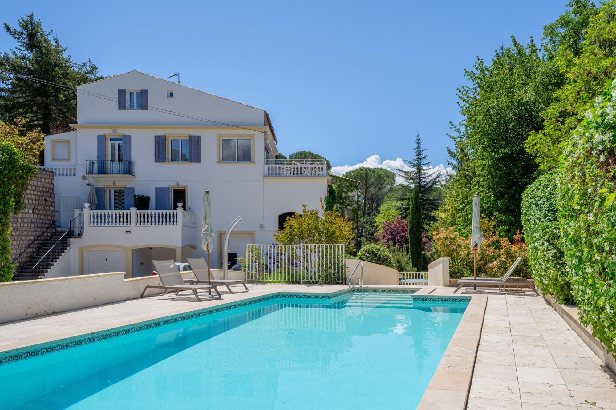 Residence Les Ecureuils Greoux-les-Bains Exterior photo